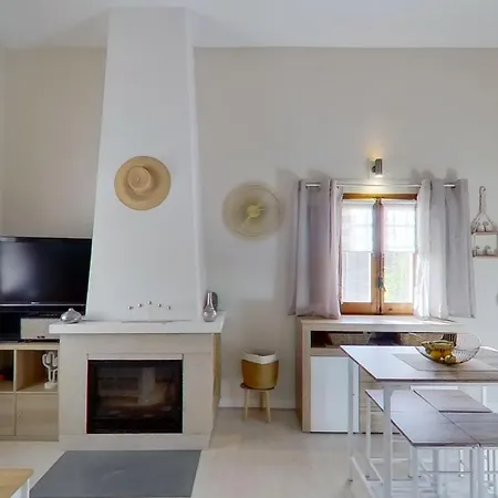 Lydia Holiday home El Perello (Catalonia)